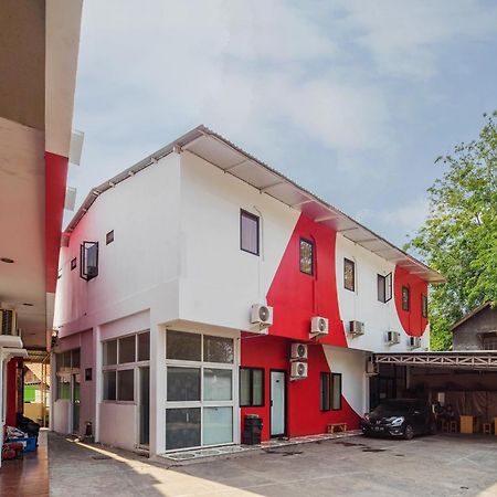 OYO 866 Idola Residence Yakarta Exterior foto