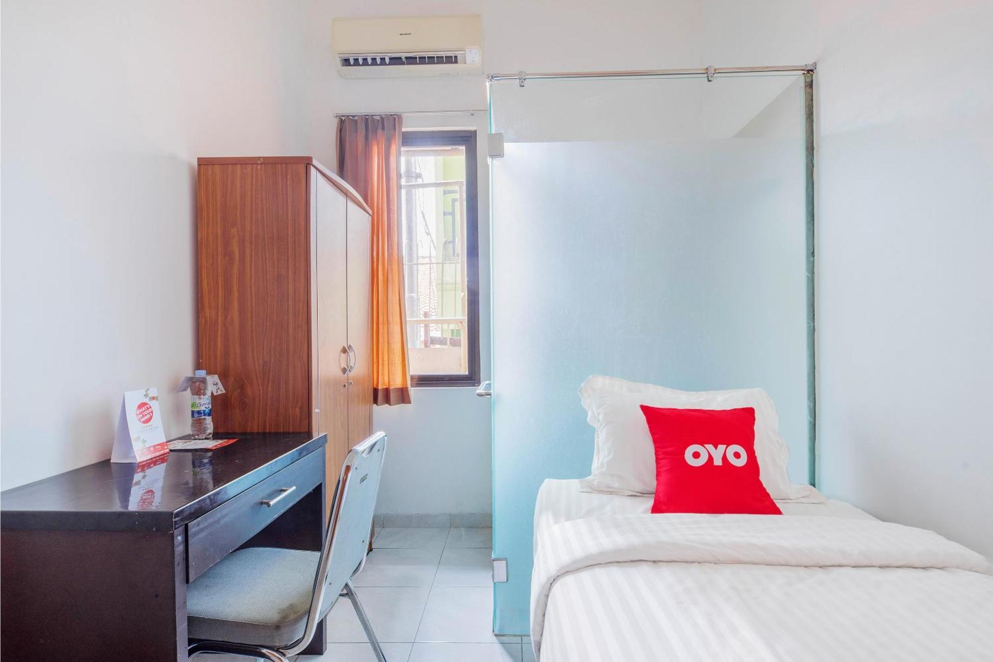 OYO 866 Idola Residence Yakarta Exterior foto